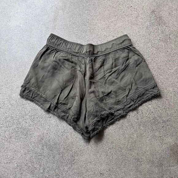 S DIP Olive Green Summer Short - Picture 2 of 4